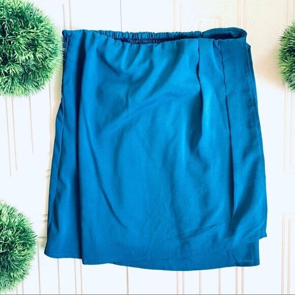 FINAL TOUCH Green emerald mini summer skirt  size small - Picture 2 of 5